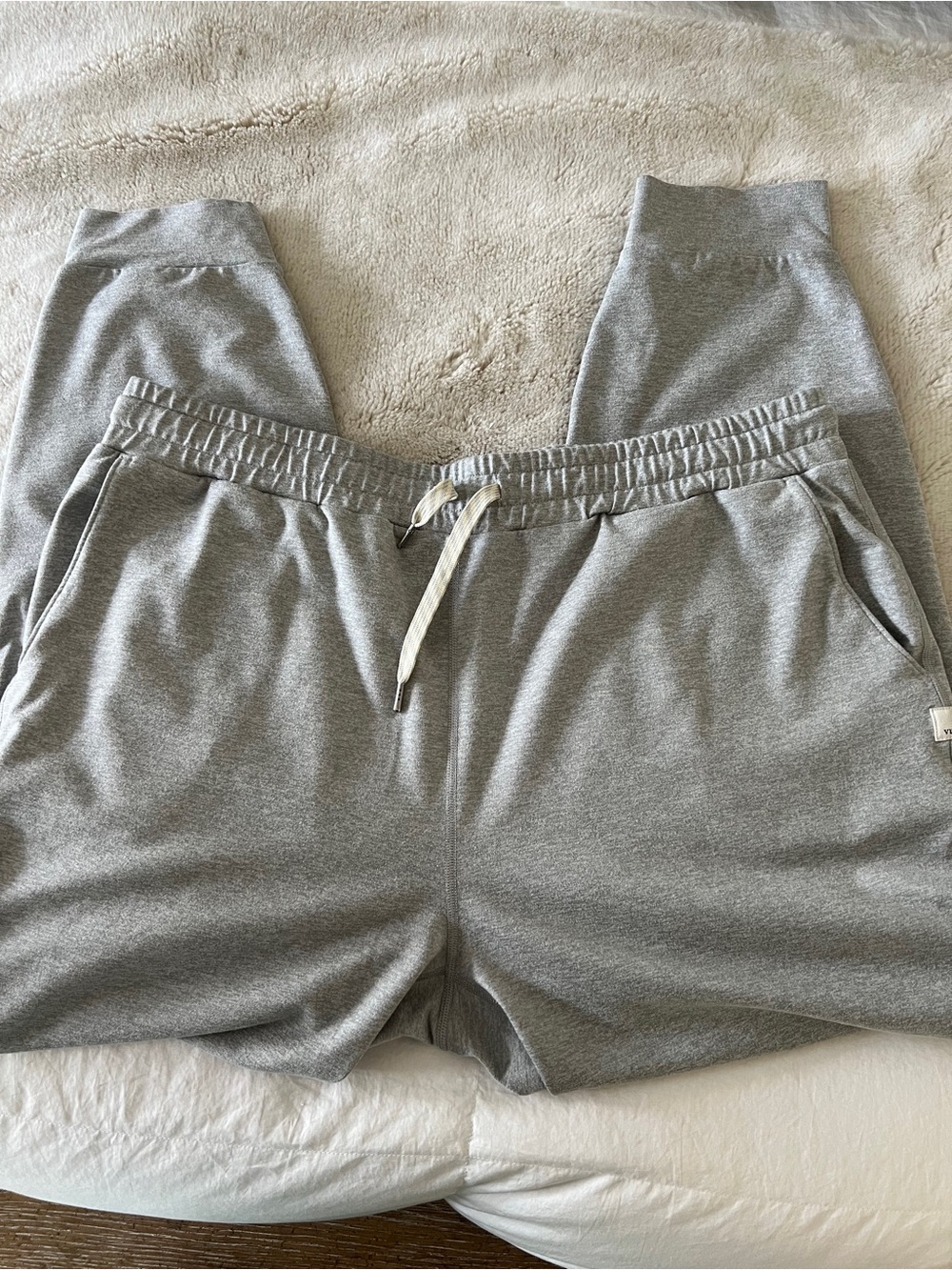 Women's Vuori Gray Drawstring Joggers